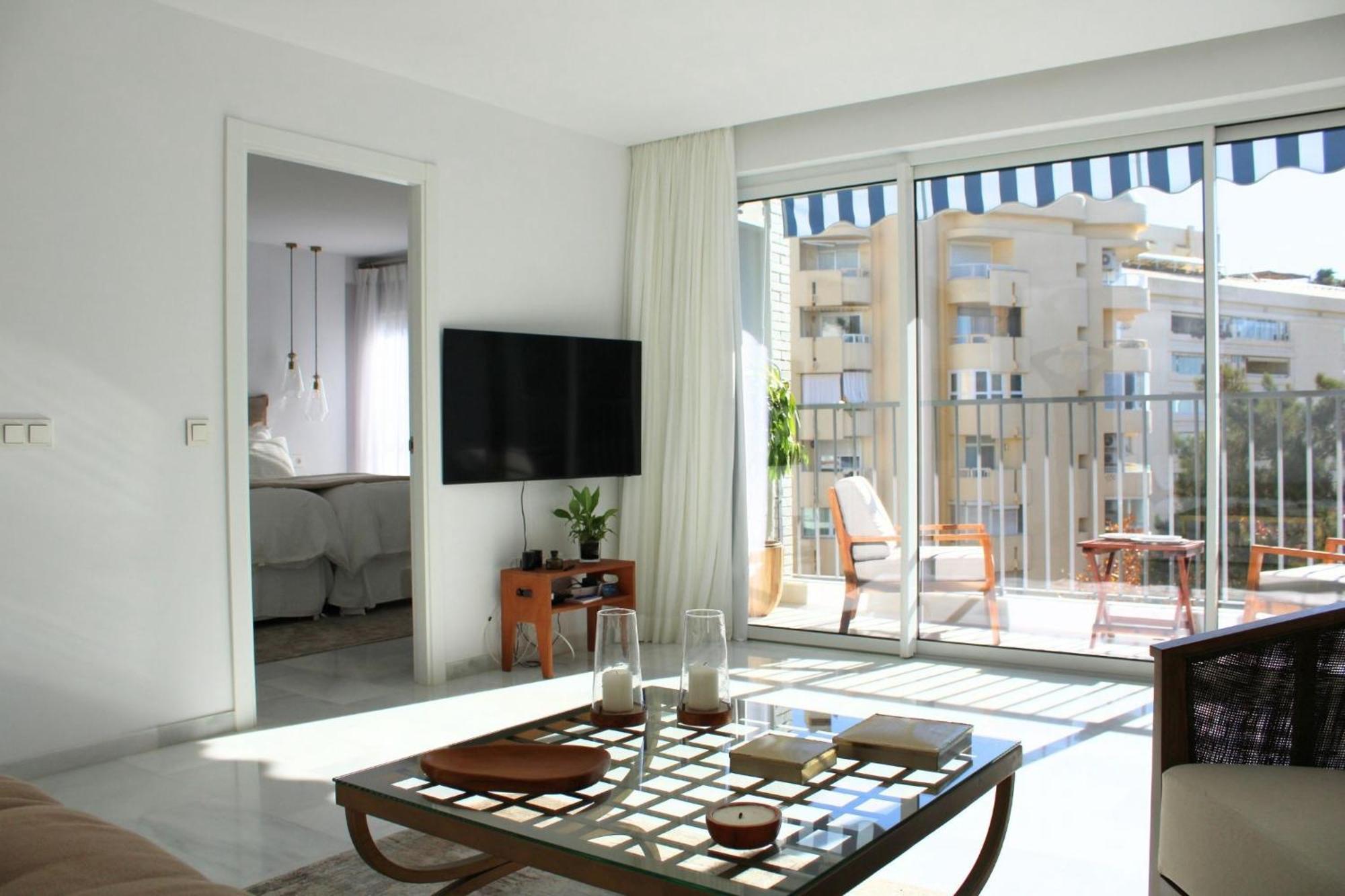 Polo Apartaments 5E Jacaranda Марбелья Екстер'єр фото